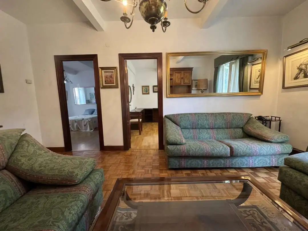 Sala de estar de Piso en venta en Bergara con Calefacción, Trastero y Amueblado