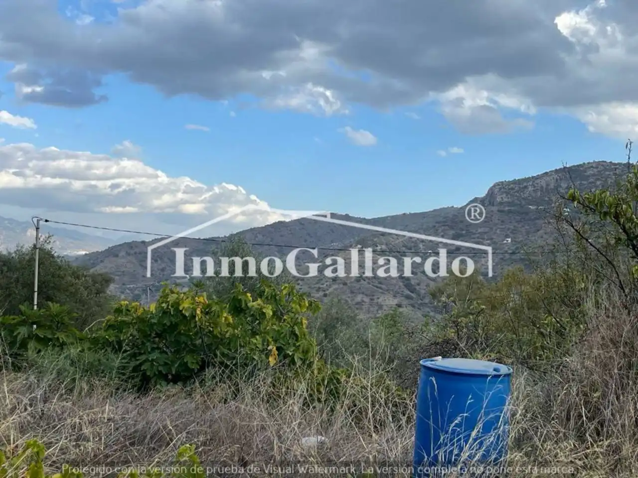 Houses for sale in Comares  with Private garden