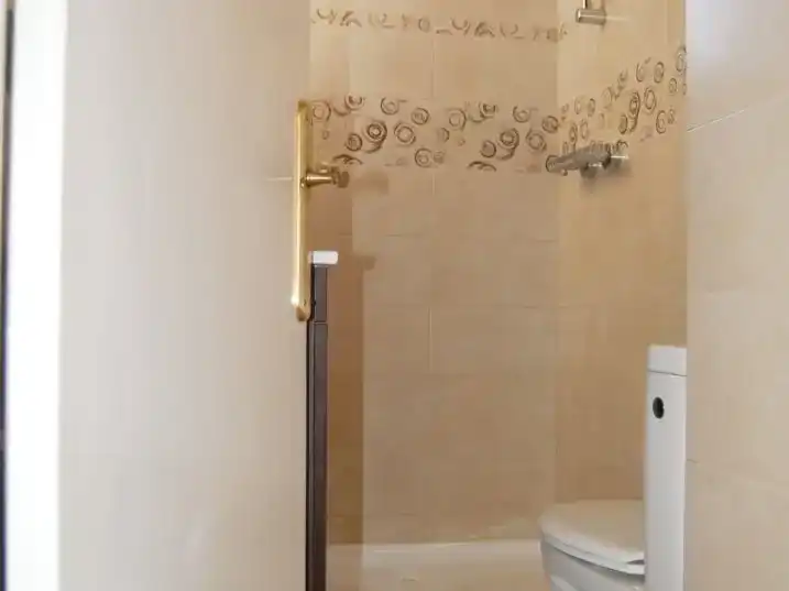 Badezimmer von Wohnung zum Verkauf in Camprodon mit Balkon