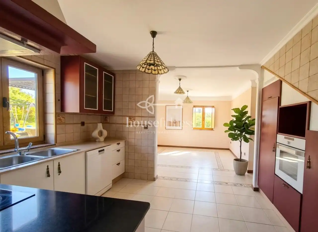 Chalet con jardín en venta en Sedes - Pedroso - Doso, imagen 3
