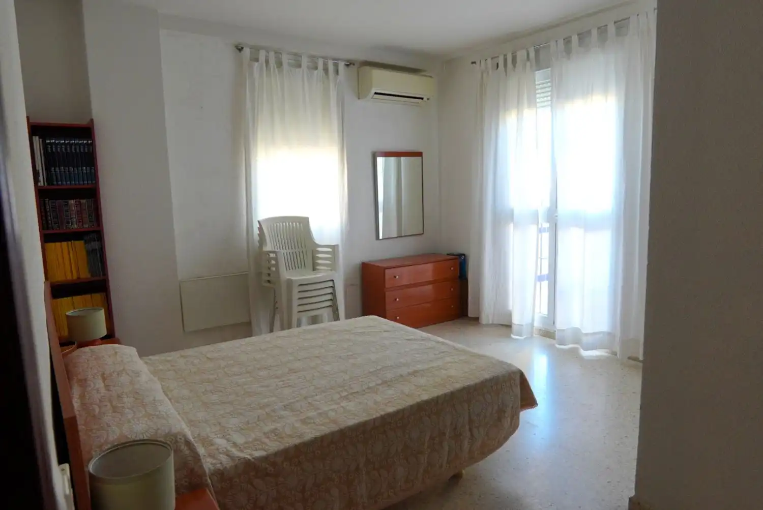 Bedroom of Flat for sale in Sanlúcar de Barrameda  with Air Conditioner, Terrace and Storage room