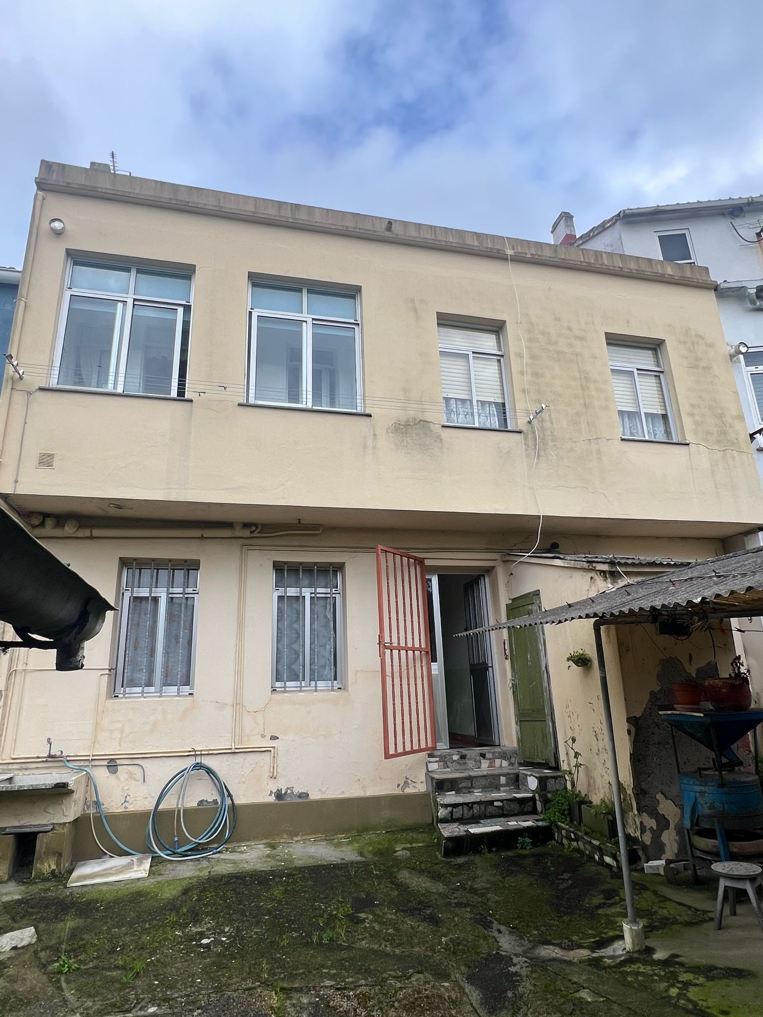 Vista exterior de Casa o xalet en venda en Ferrol amb Calefacció, Jardí privat i Terrassa