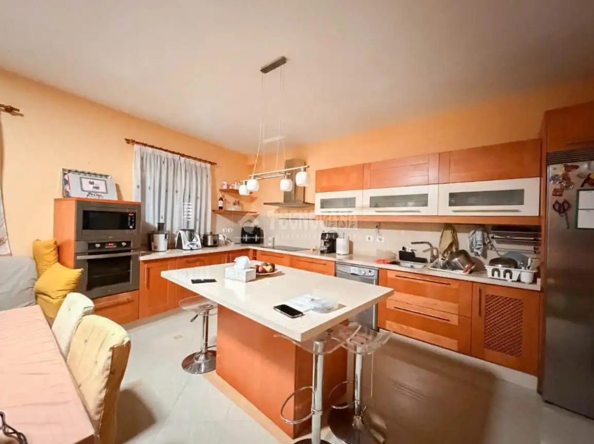 Cocina de Piso en venta en Ingenio con Amueblado