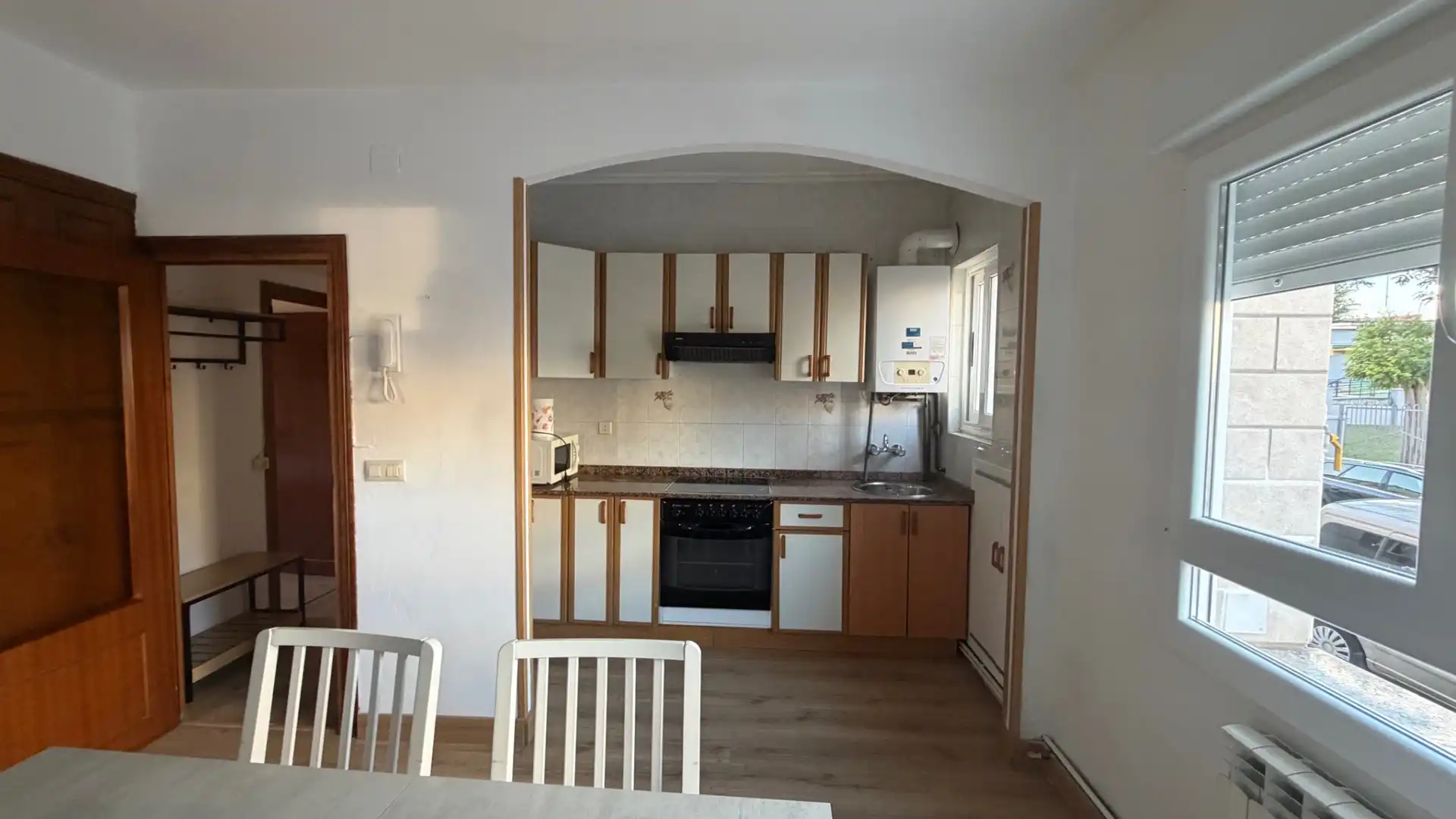 Ground floor to rent in Calle Fontaneros