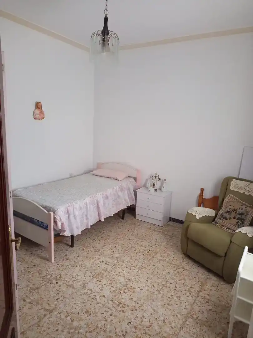 Dormitori de Casa o xalet en venda en Dos Hermanas amb Aire condicionat i Balcó