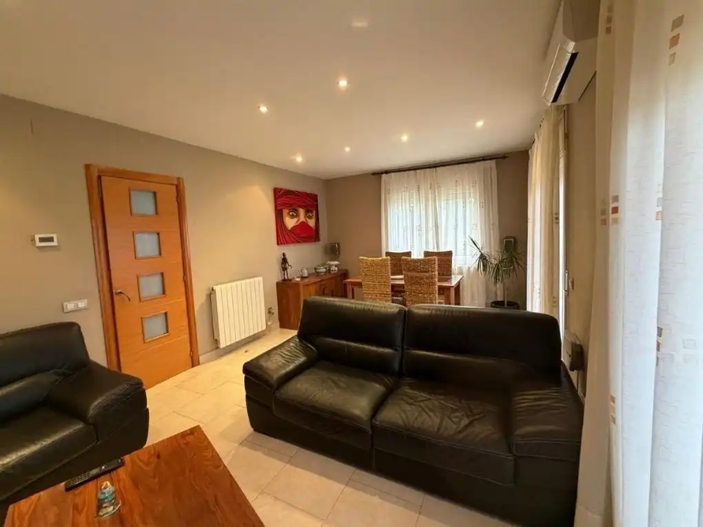 Sala de estar de Casa o chalet en venta en Abrera, Barcelona
