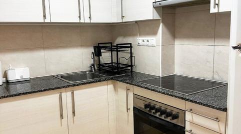 Foto 3 de Pis de lloguer a Carrer Sant Isidre, Eixample Sud – Migdia, Girona Capital