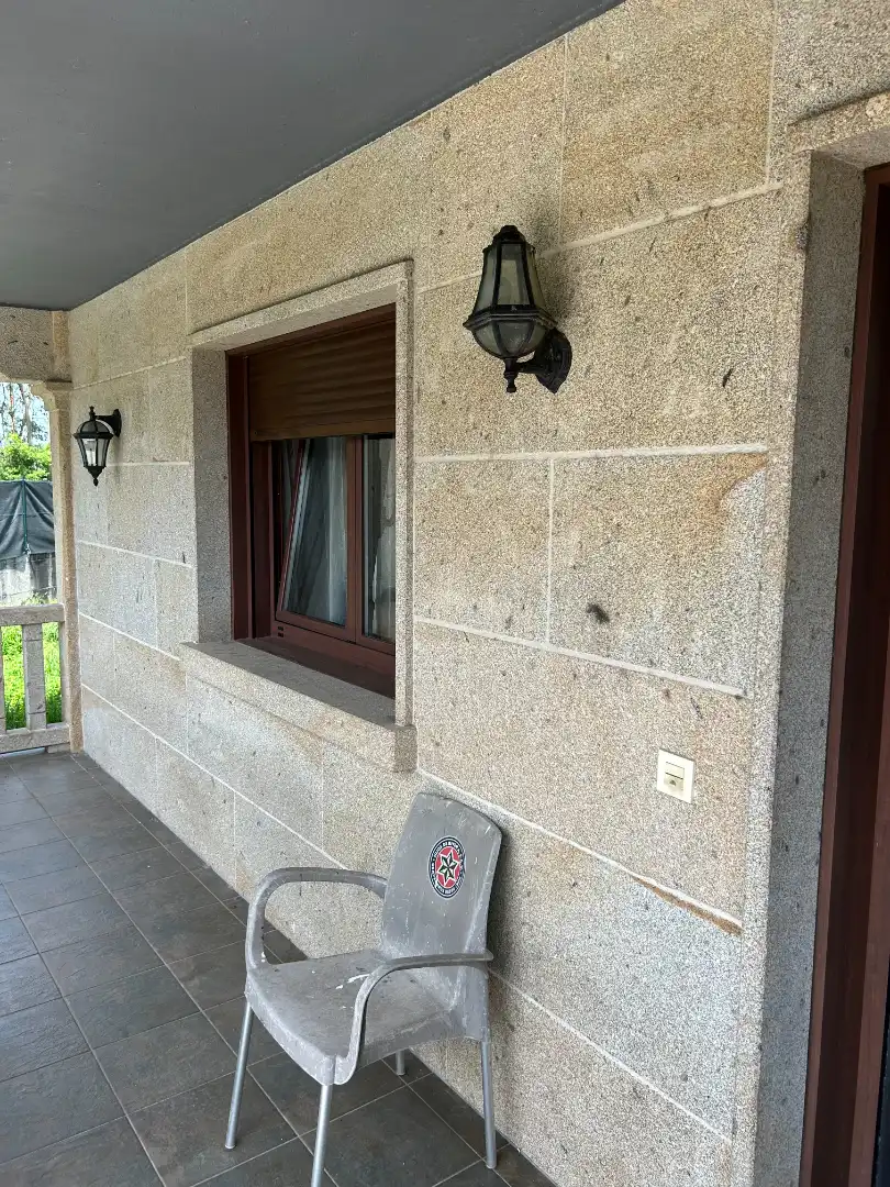 Vista exterior de Casa o xalet en venda en Tomiño amb Calefacció, Jardí privat i Moblat