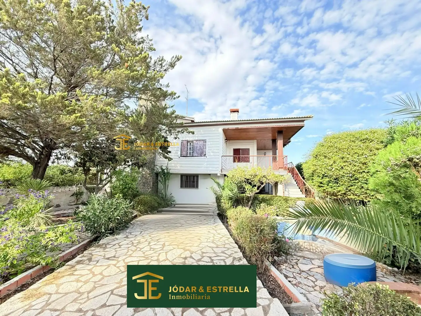 Detached house with terrace for sale in Pedanías Centro