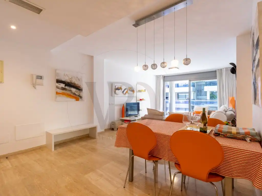 Comedor de Apartamento de alquiler en Eivissa con Aire acondicionado, Terraza y Piscina comunitaria