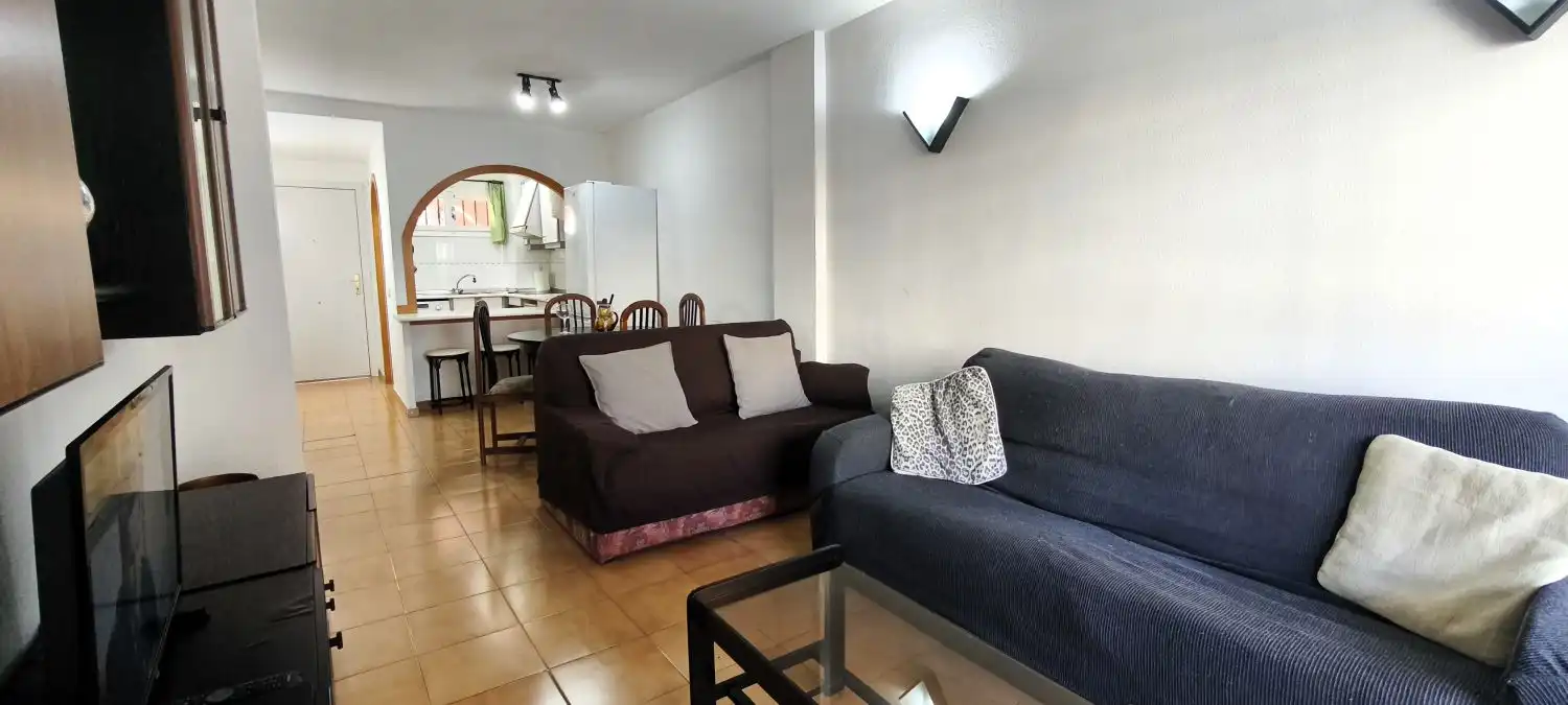 Wohnzimmer von Wohnungen zum Verkauf in Salou mit Heizung, Terrasse und Möbliert