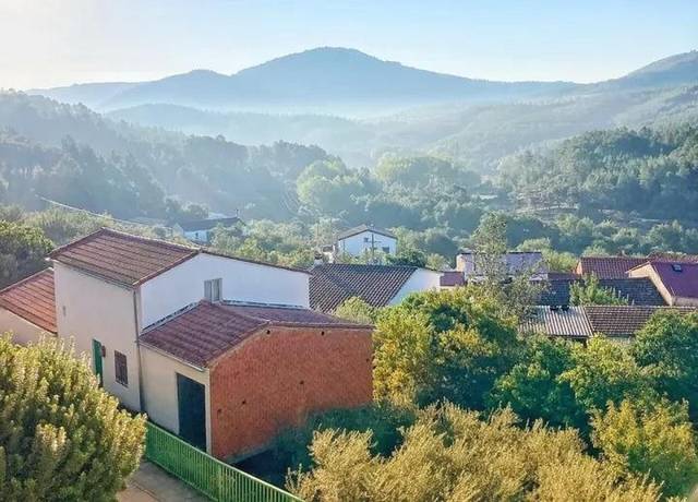 Casa-chalet en Venta en Pinofranqueado