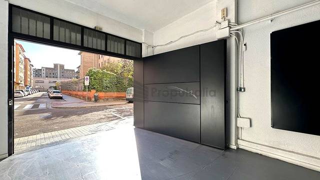 Local comercial en Venta en Del Obispo Tajón en Ciudad Jardín - Parque Roma