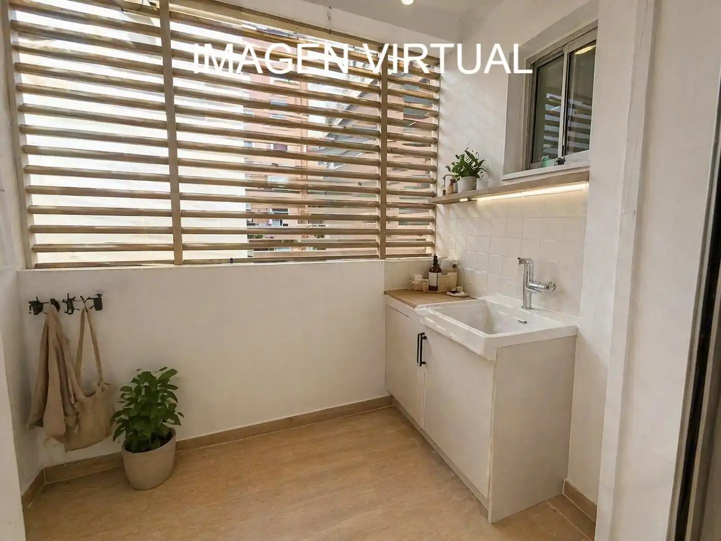 Terraza de Piso en venta en Valencia con Trastero y Balcón