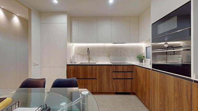 Piso en Venta en Carrer Carrer Granada del Penedès, 19 en Sant Gervasi- Galvany