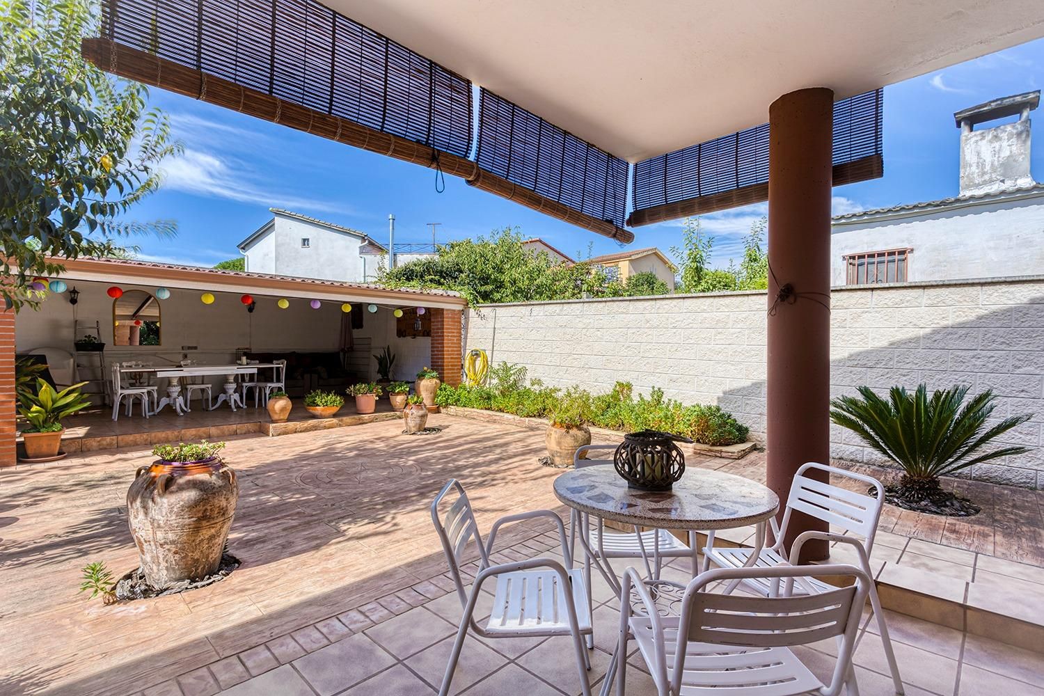 Terraza de Casa o chalet en venta en La Torre de Claramunt con Aire acondicionado, Calefacción y Jardín privado