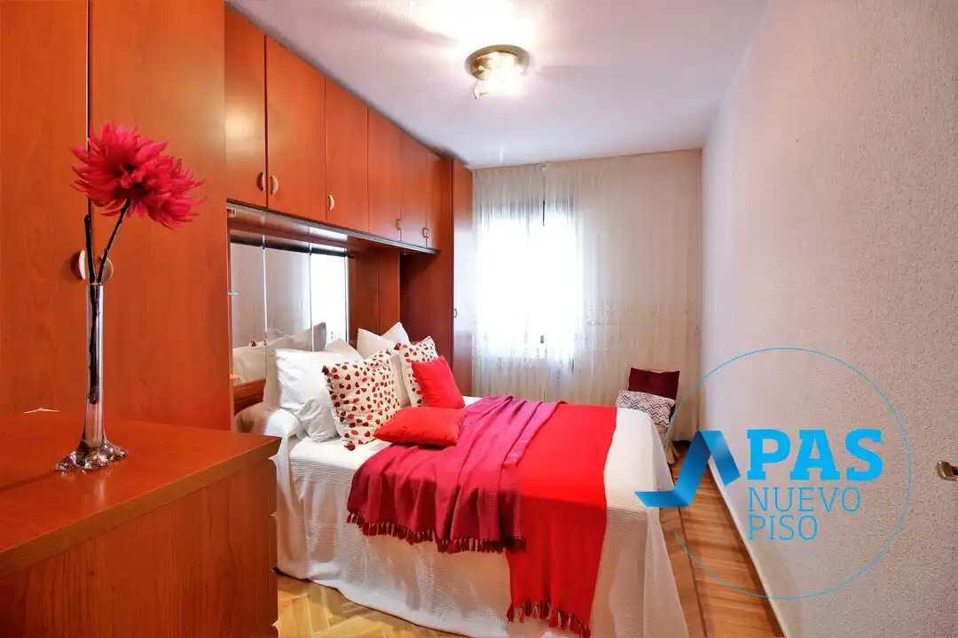 Habitación de Piso en venta en Santander con Calefacción