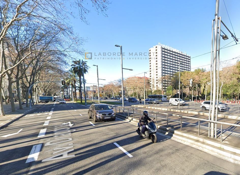 Exterior view of Premises for sale in  Barcelona Capital