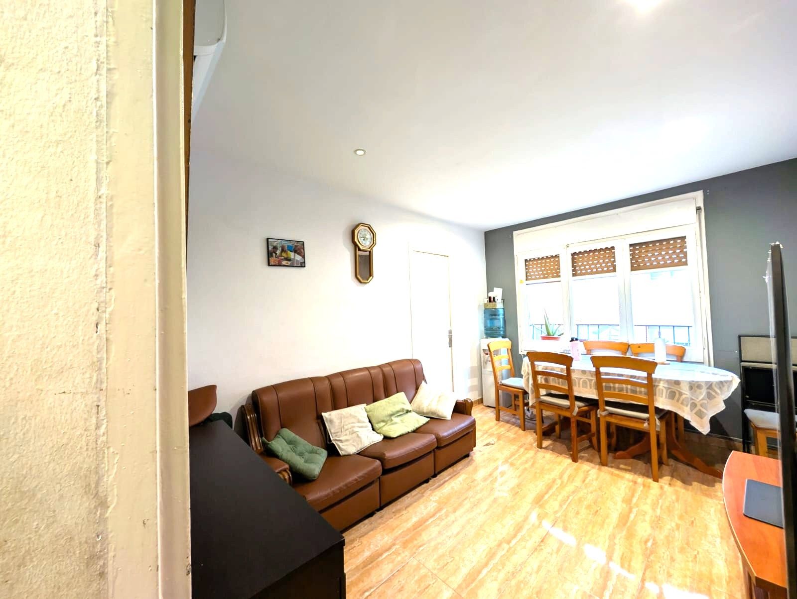 Sala d'estar de Pis en venda en Cornellà de Llobregat