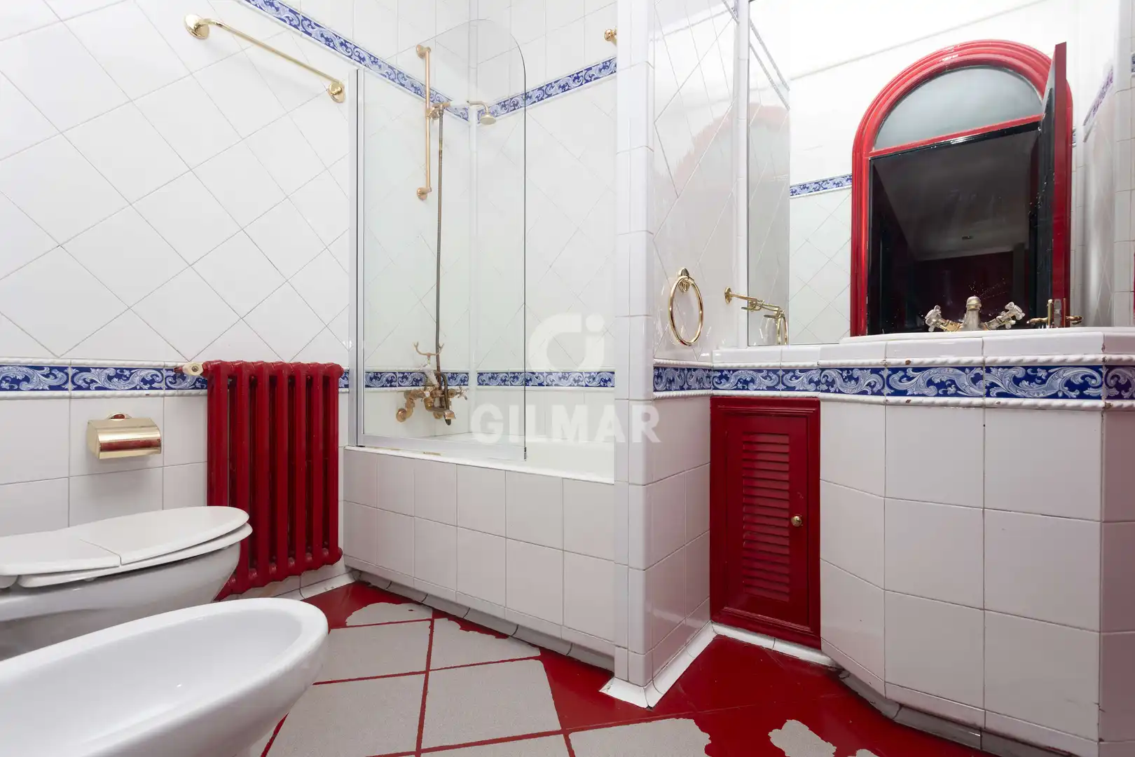 Bathroom of Attic for sale in Madrid  with Heating and Balcony