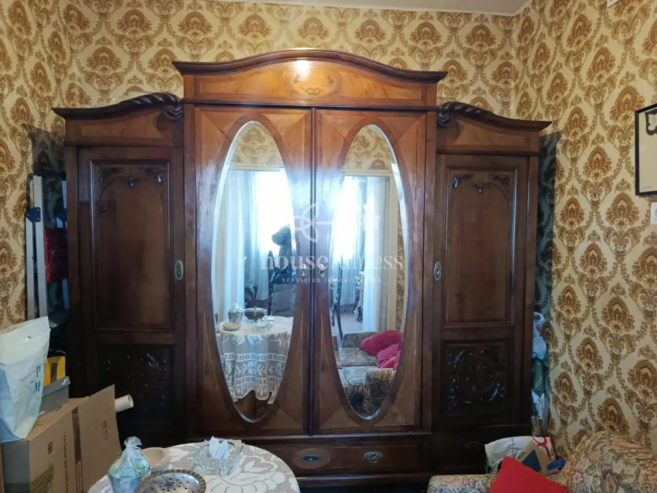 Habitación de Edificio en venta en Ferrol