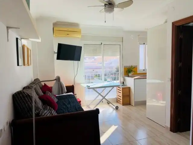 Sala d'estar de Apartament en venda en Mijas amb Calefacció, Moblat i Balcó