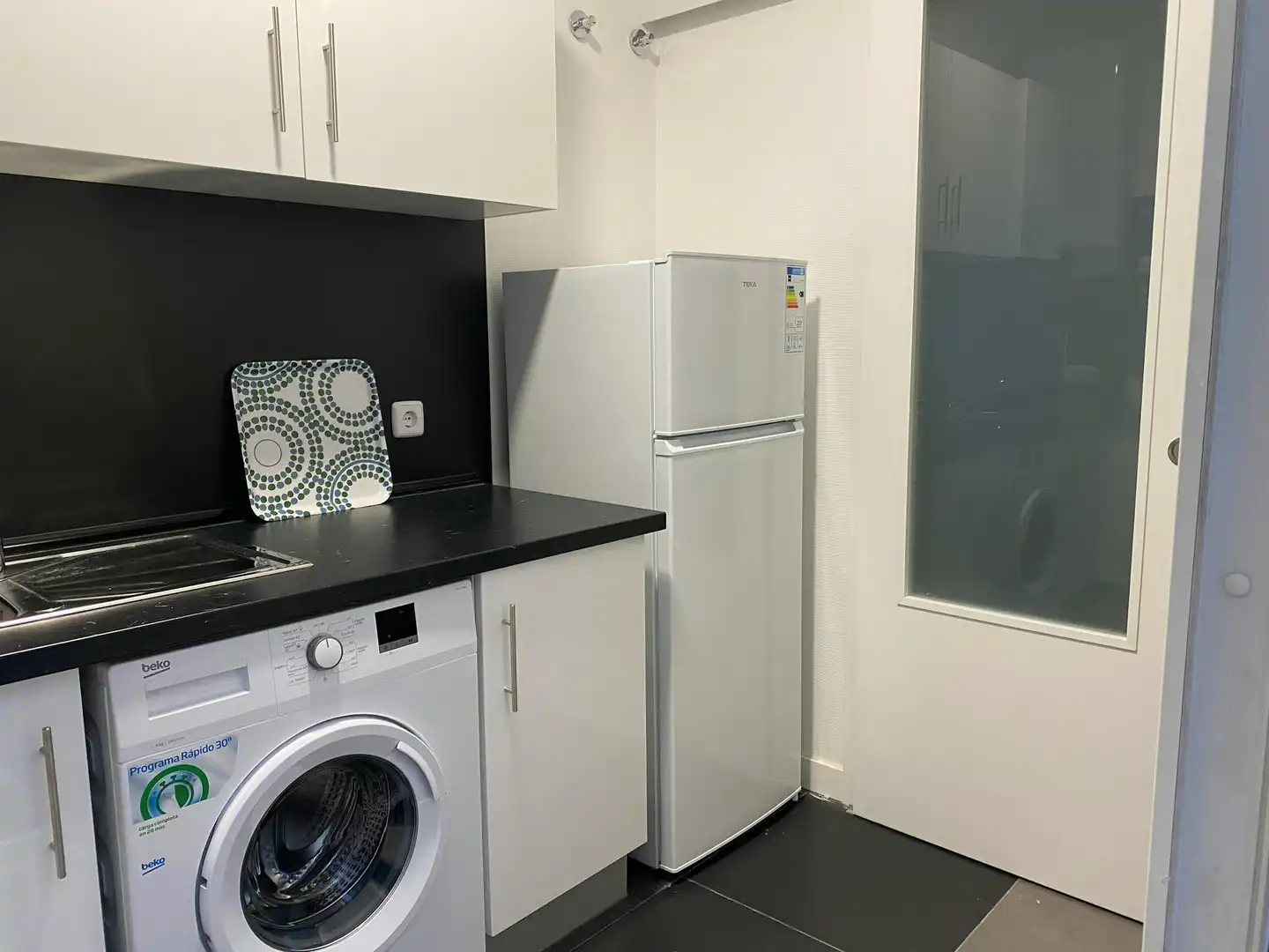 Kitchen of Flat for rent in Madrid  with Air Conditioner, Heating and Private garden