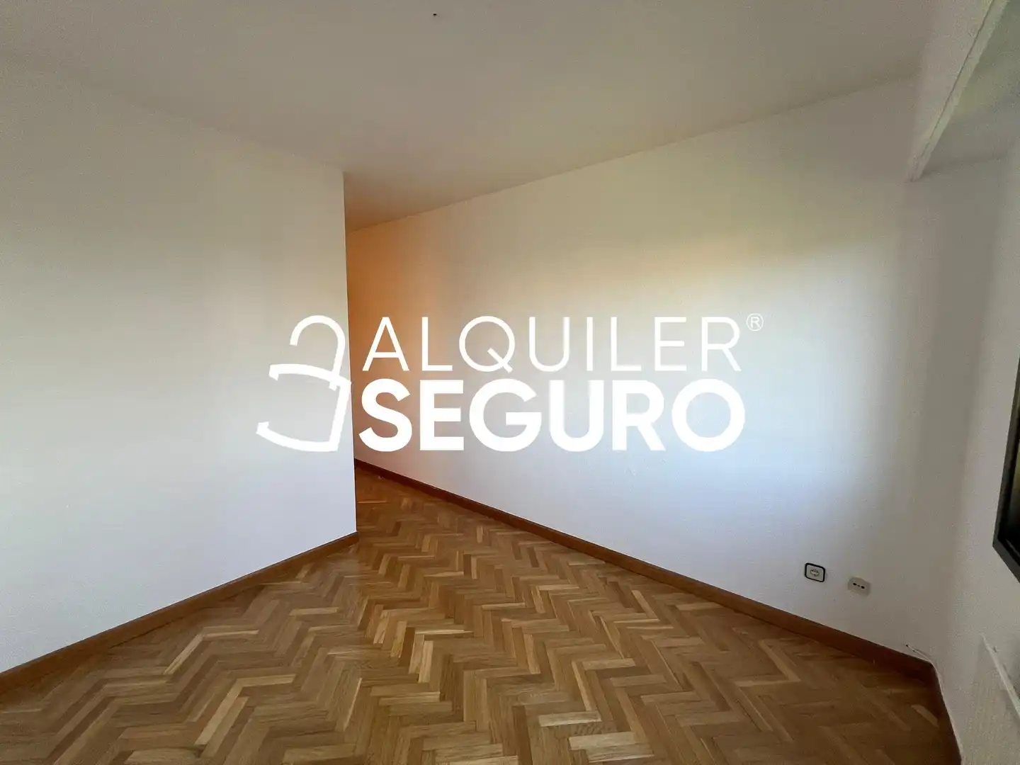 Habitación de Piso de alquiler en Fuencarral - El Pardo