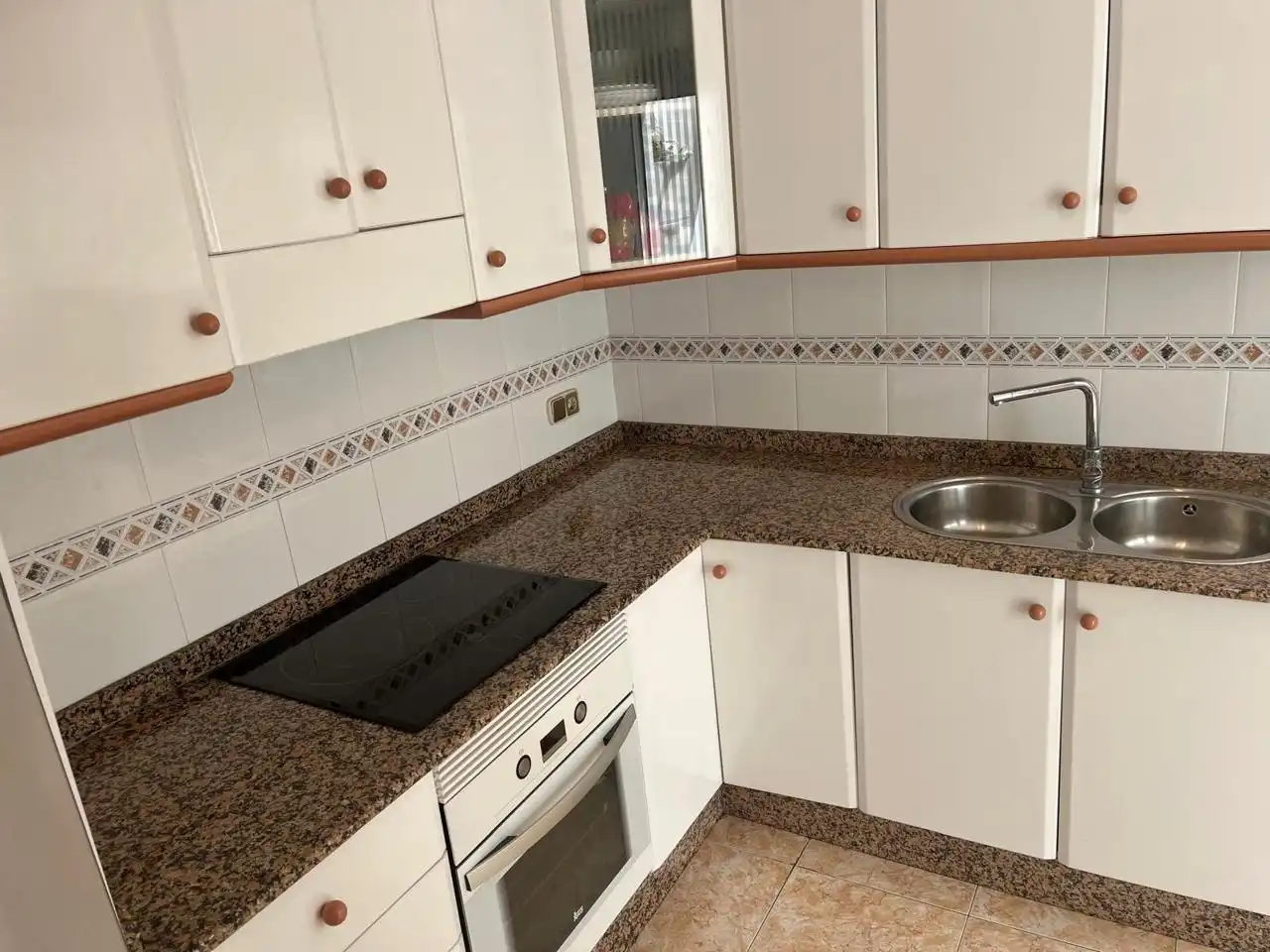 Cocina de Piso en venta en Alicante / Alacant con Aire acondicionado