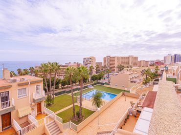 Apartament amb balcó de lloguer a Calle JAEN 1