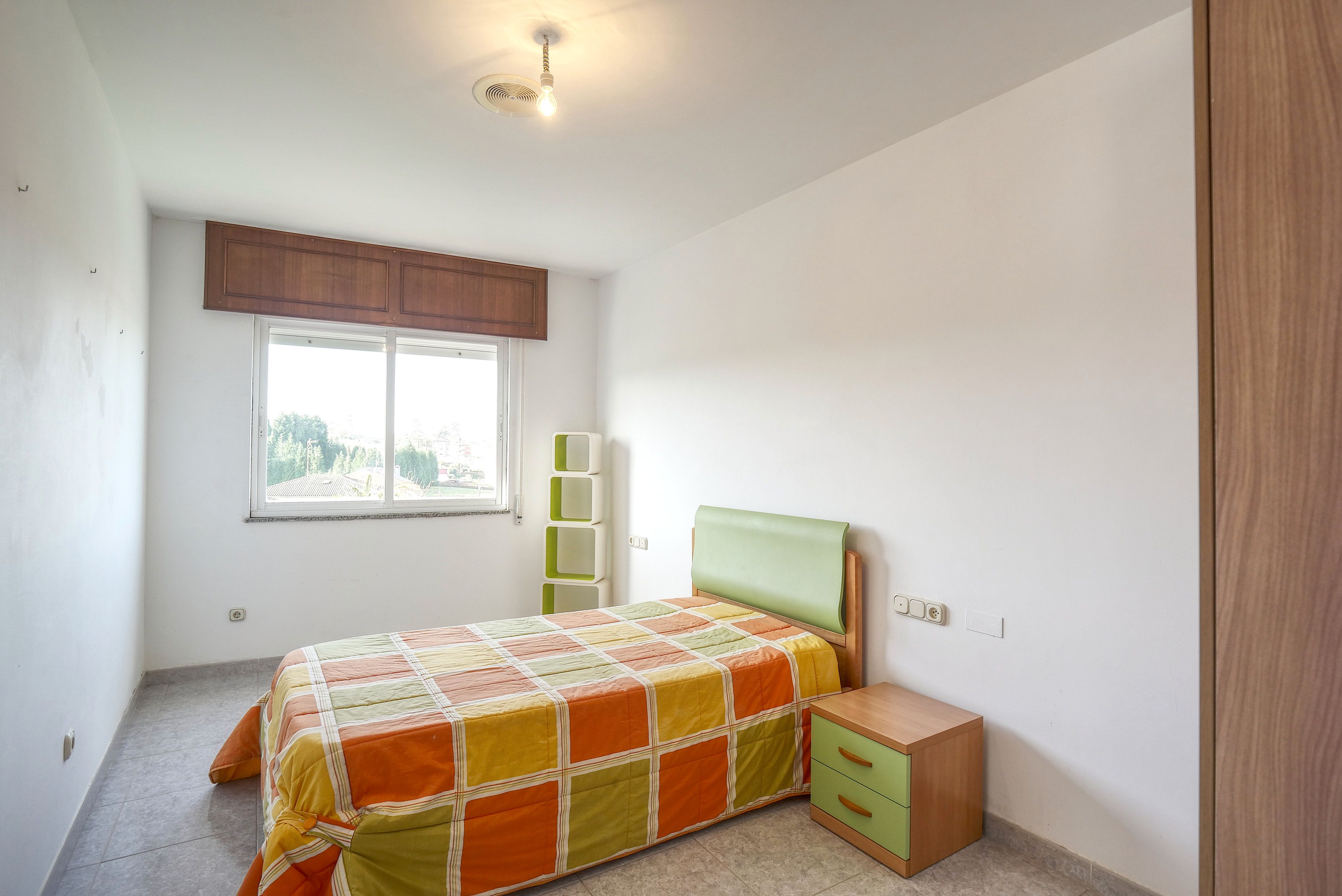 Bedroom of Flat for sale in Curtis  with Storage room, Furnished and Oven