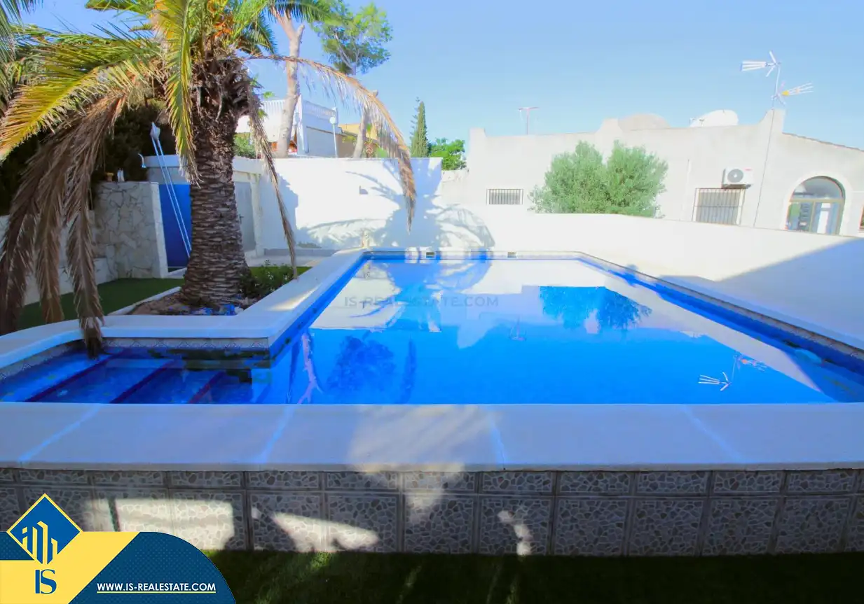 Chalet con piscina en venta en Orihuela Costa, imagen 17