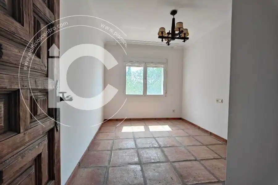 Chalet con piscina en venta en marina del este, imagen 16