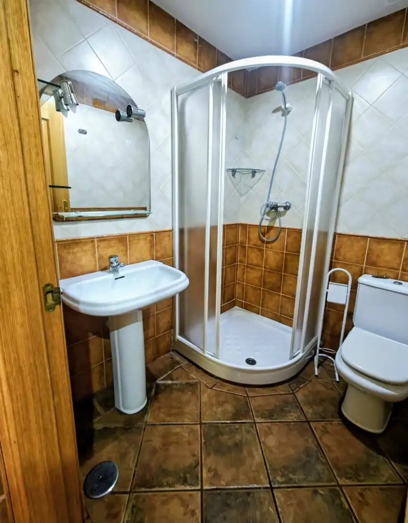 Bany de Casa o xalet en venda en El Espinar amb Calefacció i Jardí privat