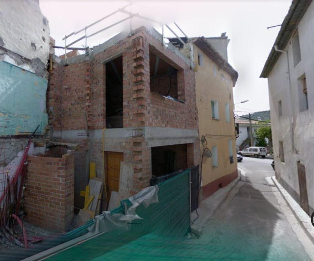 Vista exterior de Edifici en venda en Torrelavit