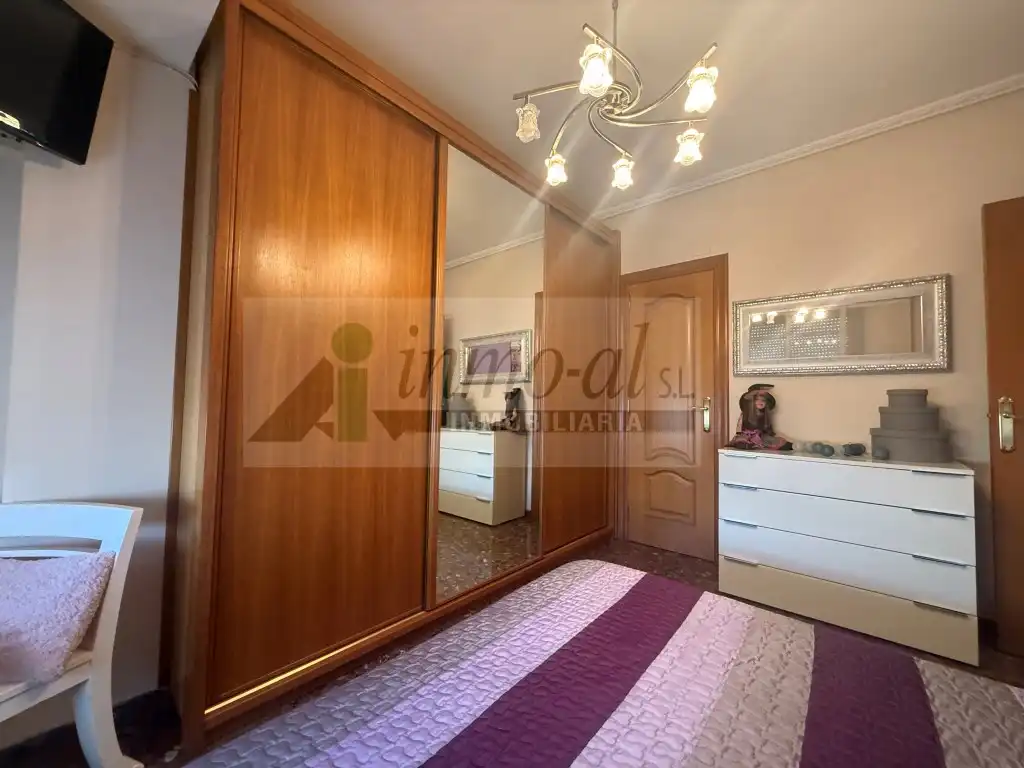 Habitación de Piso en venta en Almazora / Almassora
