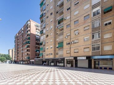 Piso con ascensor en venta en Zaidín