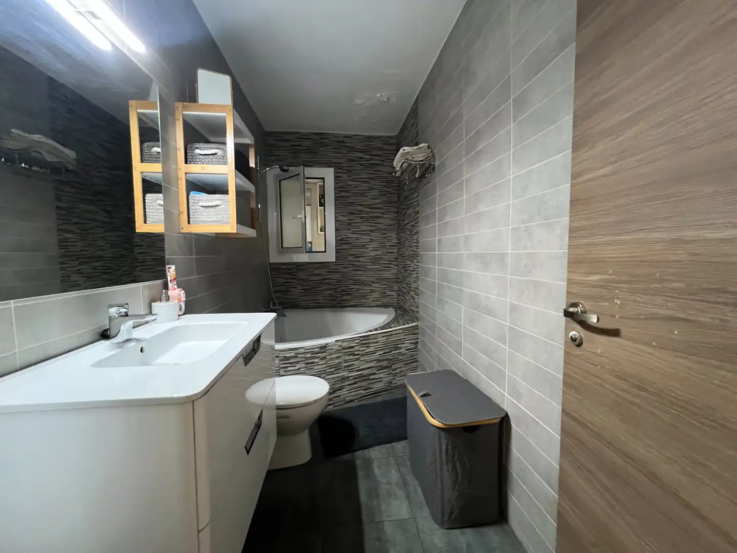 Bathroom of Flat for sale in Valls