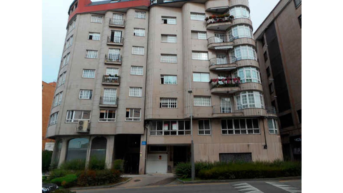 Vista exterior de Oficina en venta en Pontevedra Capital 