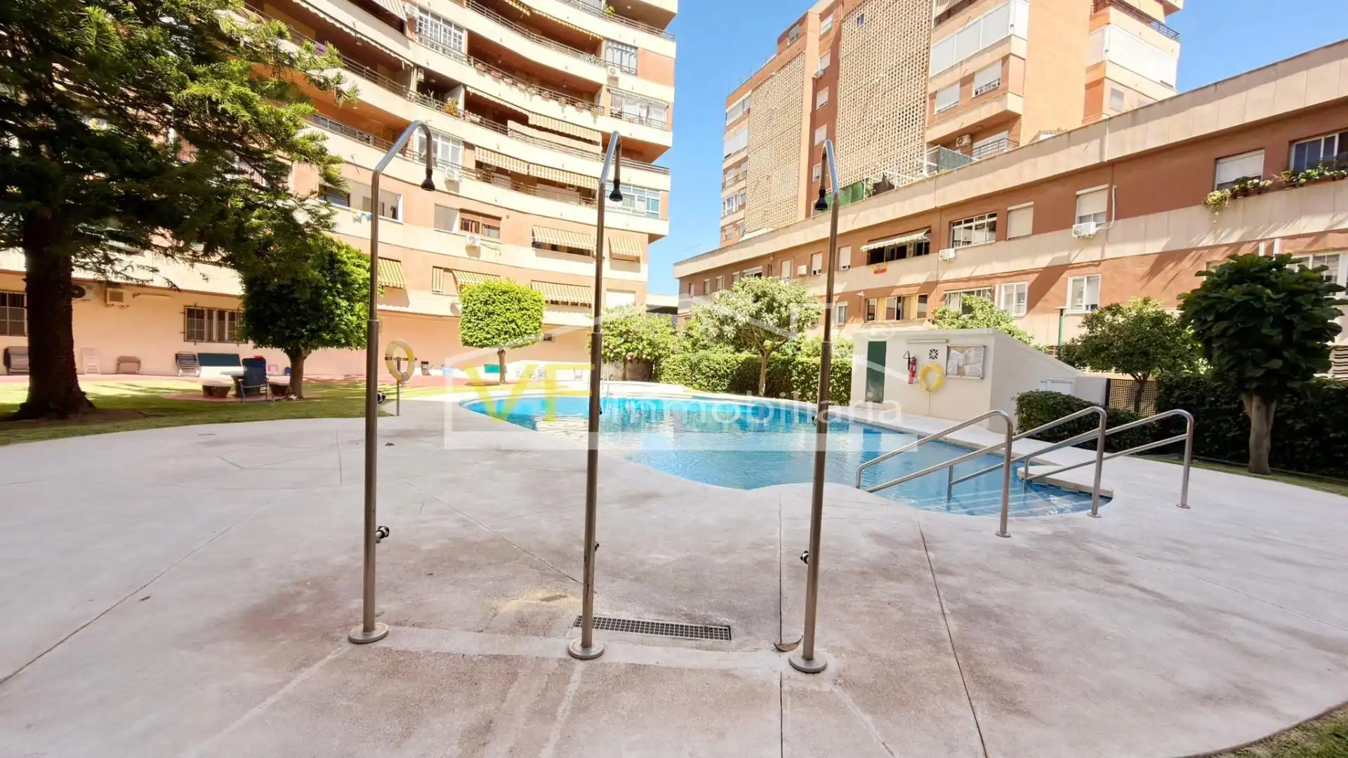 Piscina de Piso en venta en Málaga con Balcón y Piscina comunitaria