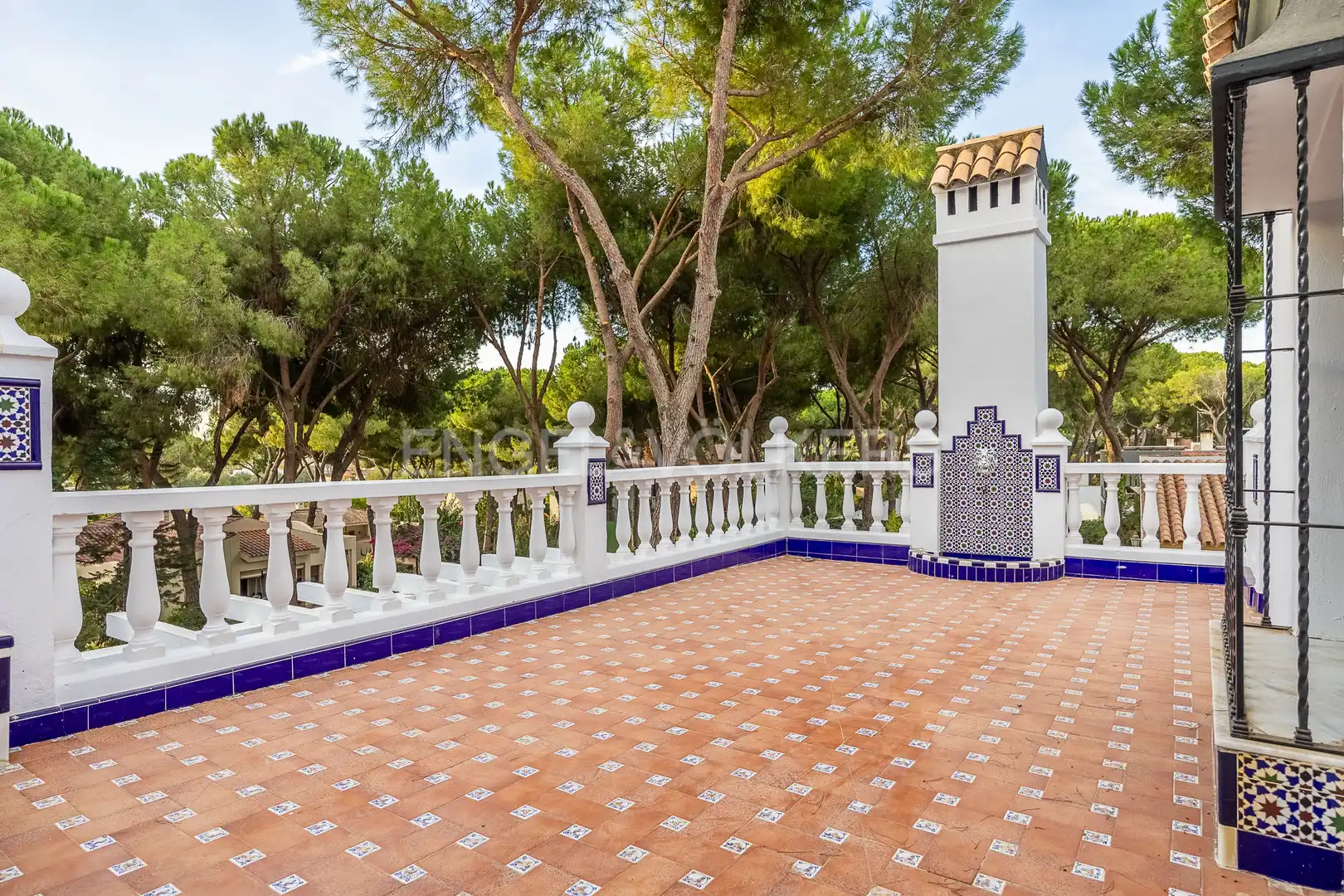 Terrassa de Casa o xalet en venda en Alcalá de Guadaira amb Calefacció, Jardí privat i Terrassa