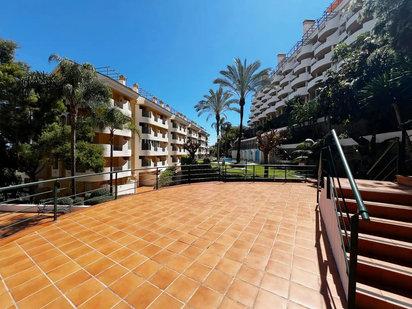 Dúplex amb piscina en venda a Urbanizacion a Nueva Andalucia 11, imagen 25