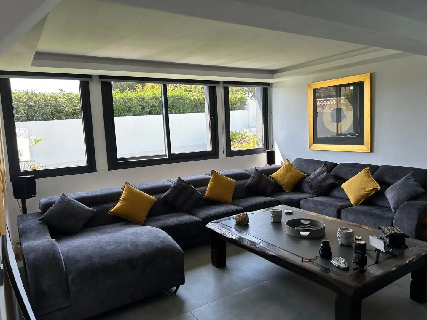 Sala d'estar de Casa o xalet de lloguer en Marbella amb Aire condicionat, Calefacció i Jardí privat