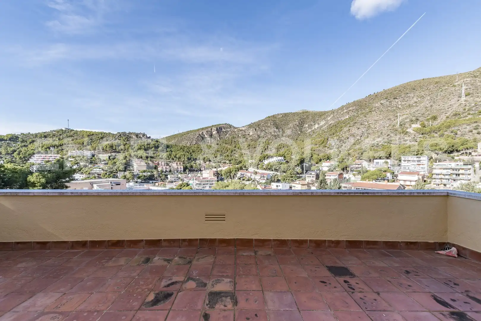 Terrassa de Casa o xalet en venda en Castelldefels amb Aire condicionat, Calefacció i Jardí privat