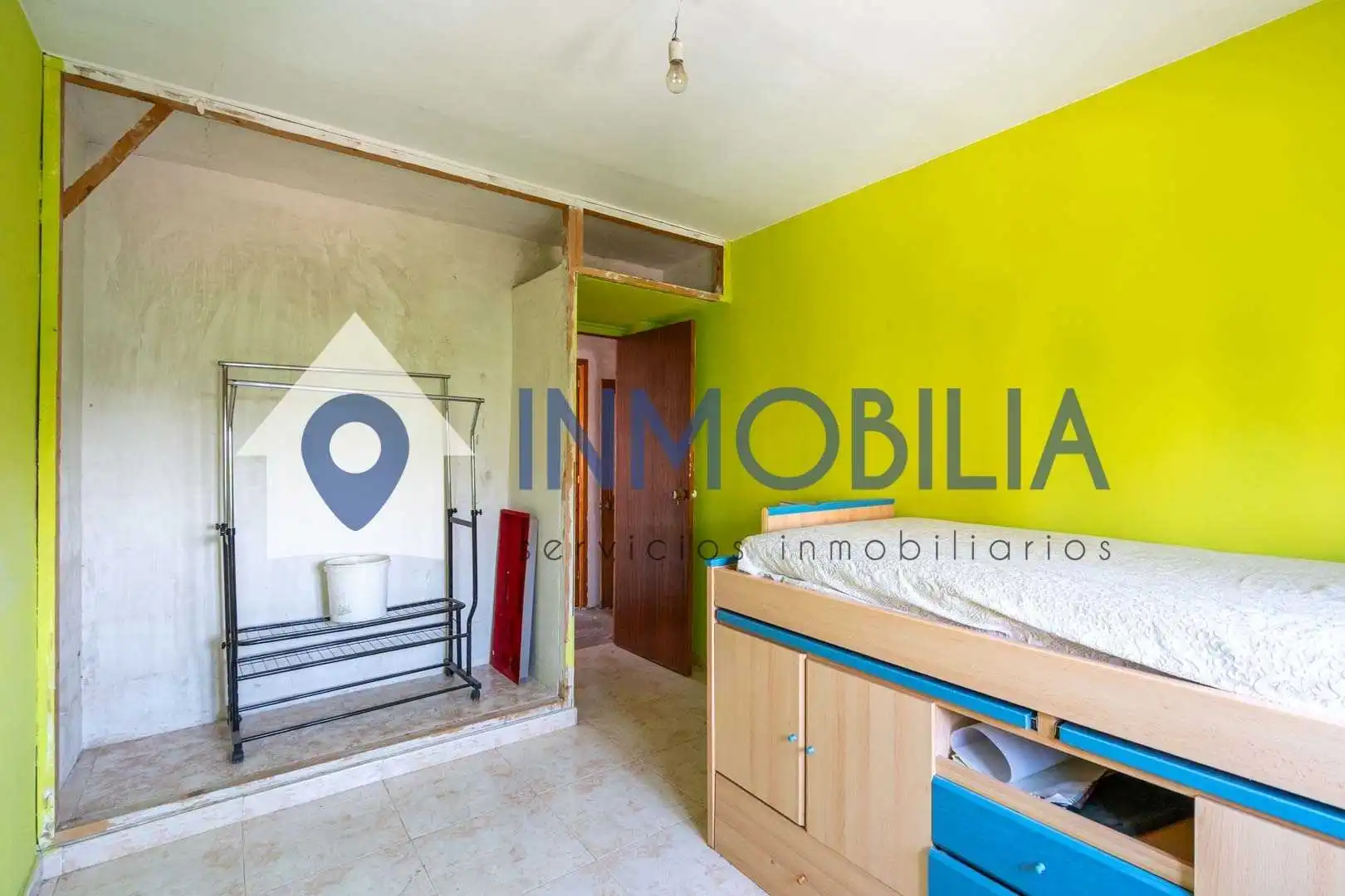 Habitación de Ático en venta en Madrid con Calefacción y Terraza