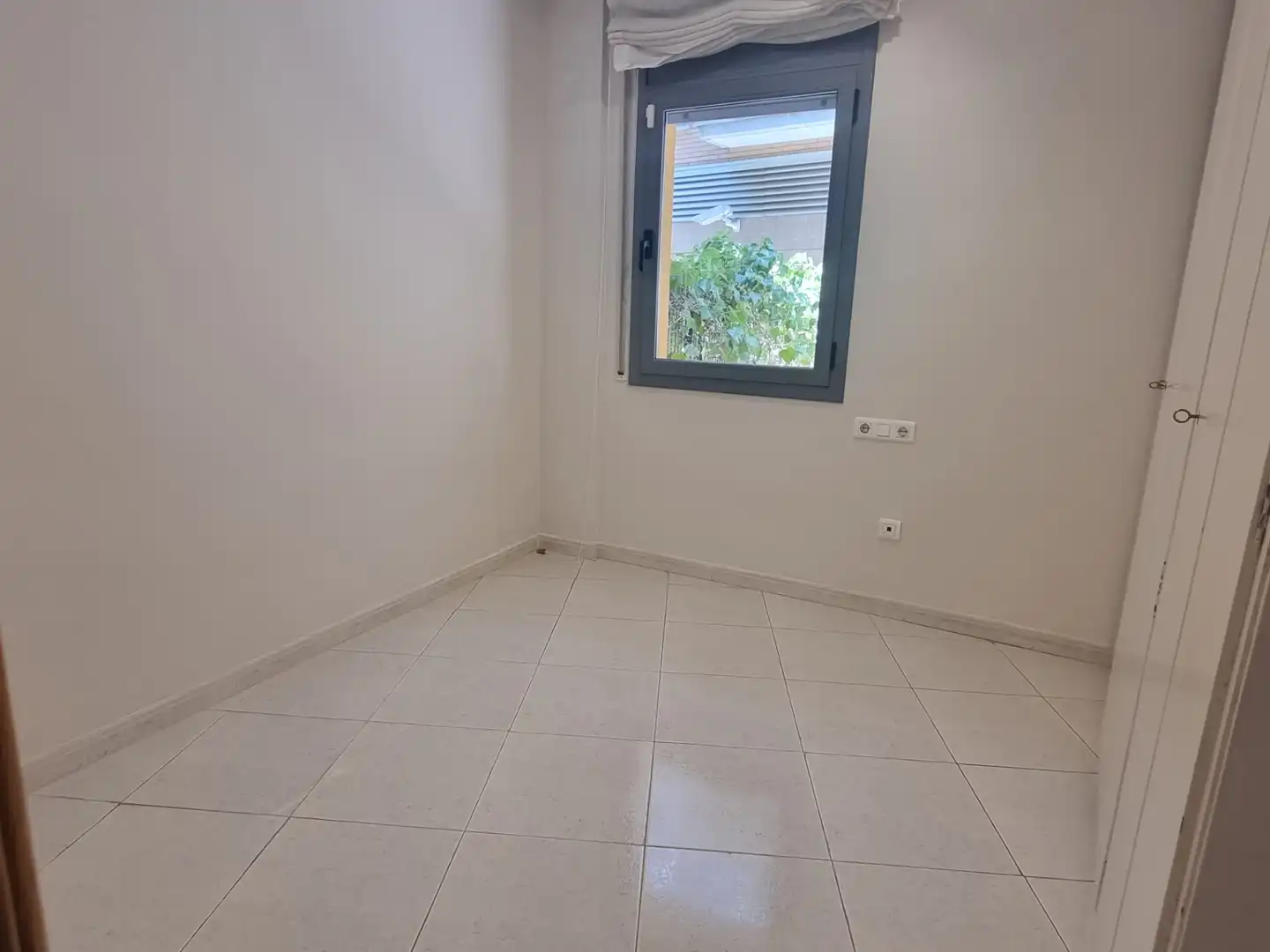 Planta baja en venta en Eixample Sud – Migdia