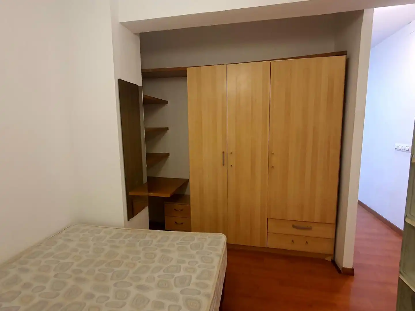 Study for rent in Carrer Carrer Jaume Fabra, El Poble Sec - Parc de Montjuïc