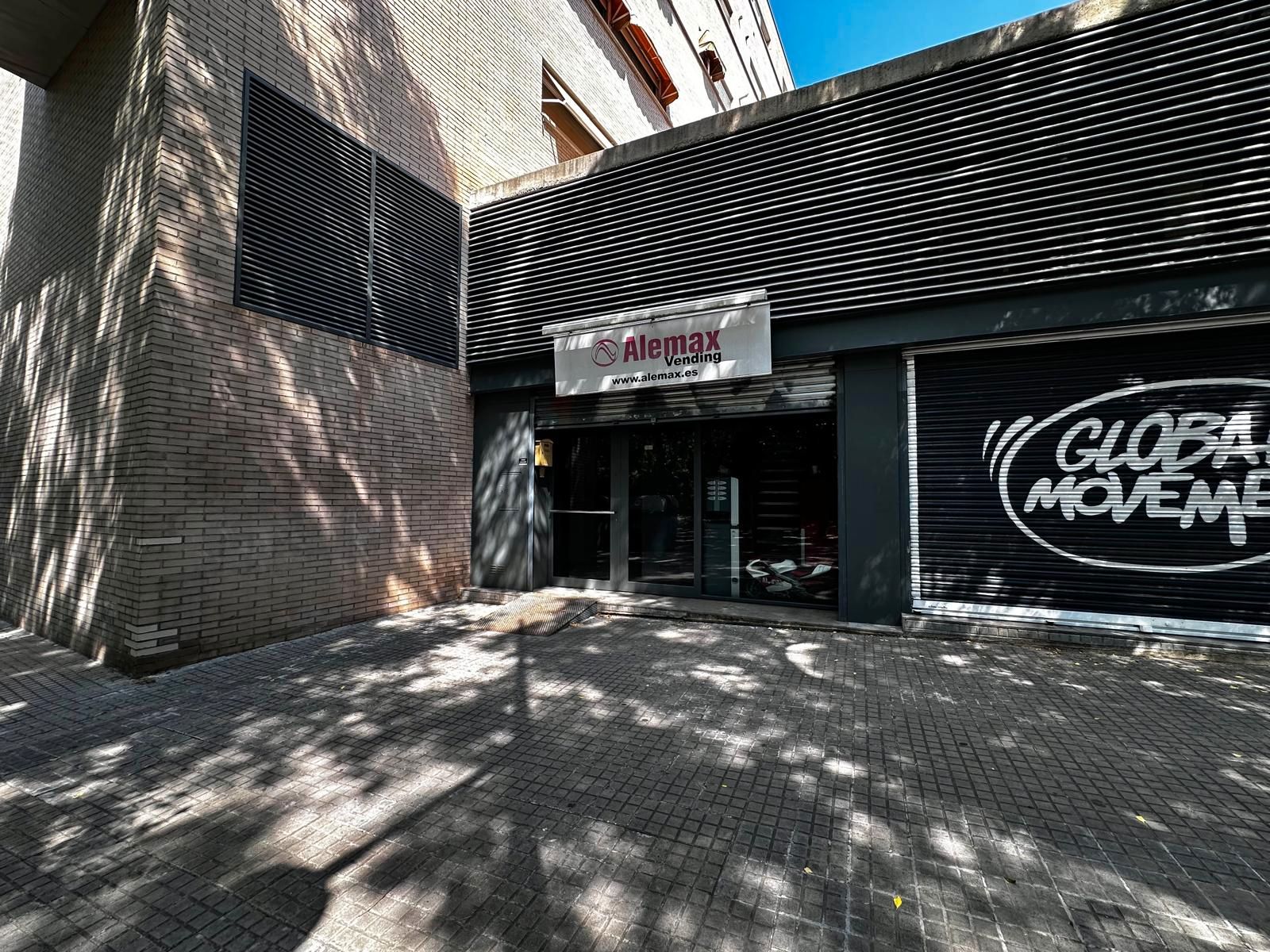 Premises for sale in Sant Cugat del Vallès  with Air Conditioner and Furnished