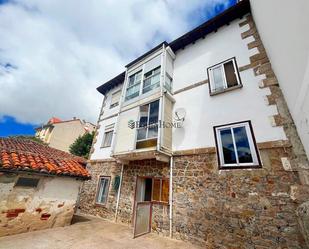 Exterior view of Single-family semi-detached for sale in Reinosa  with Heating, Terrace and Storage room