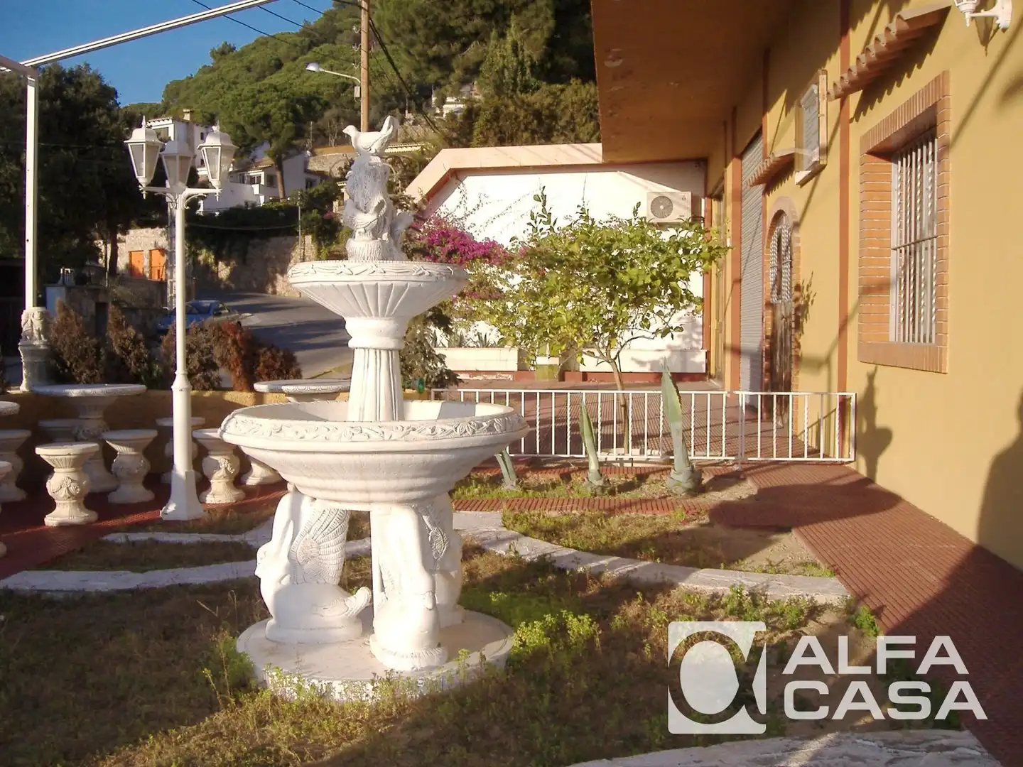 Garden of Commercial properties for sale in Lloret de Mar  with Air Conditioner, Parquet flooring and Internet